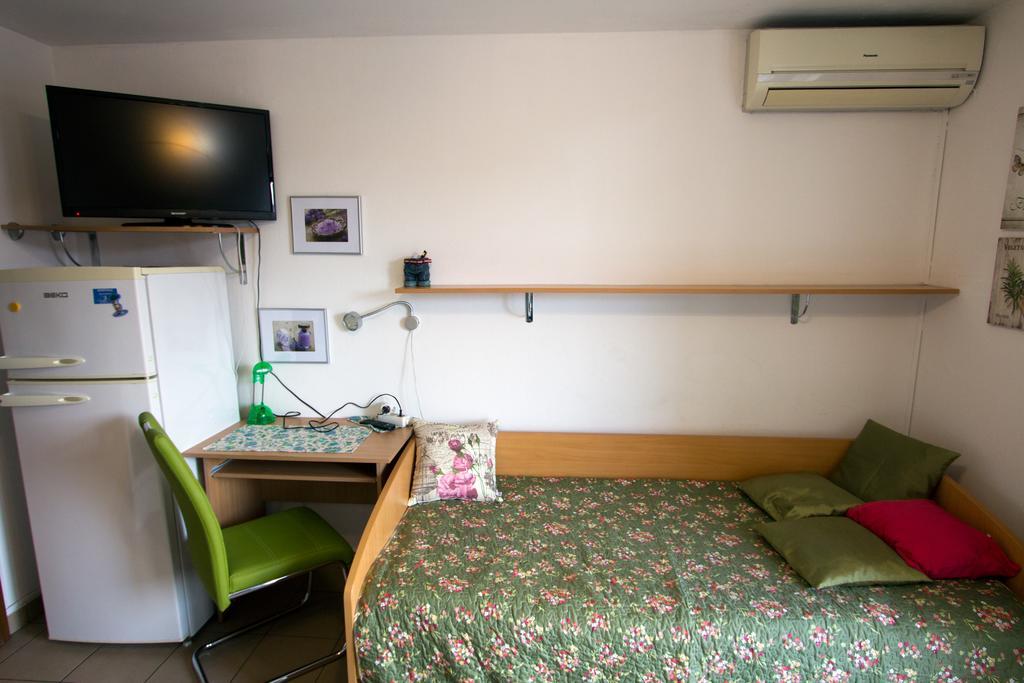Apartments Petric โคเปร์ ภายนอก รูปภาพ