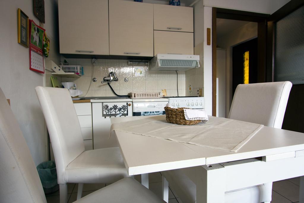 Apartments Petric โคเปร์ ภายนอก รูปภาพ