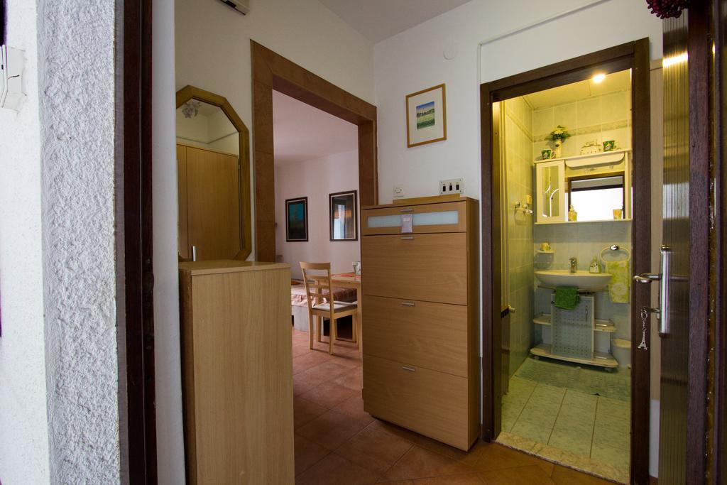 Apartments Petric โคเปร์ ภายนอก รูปภาพ